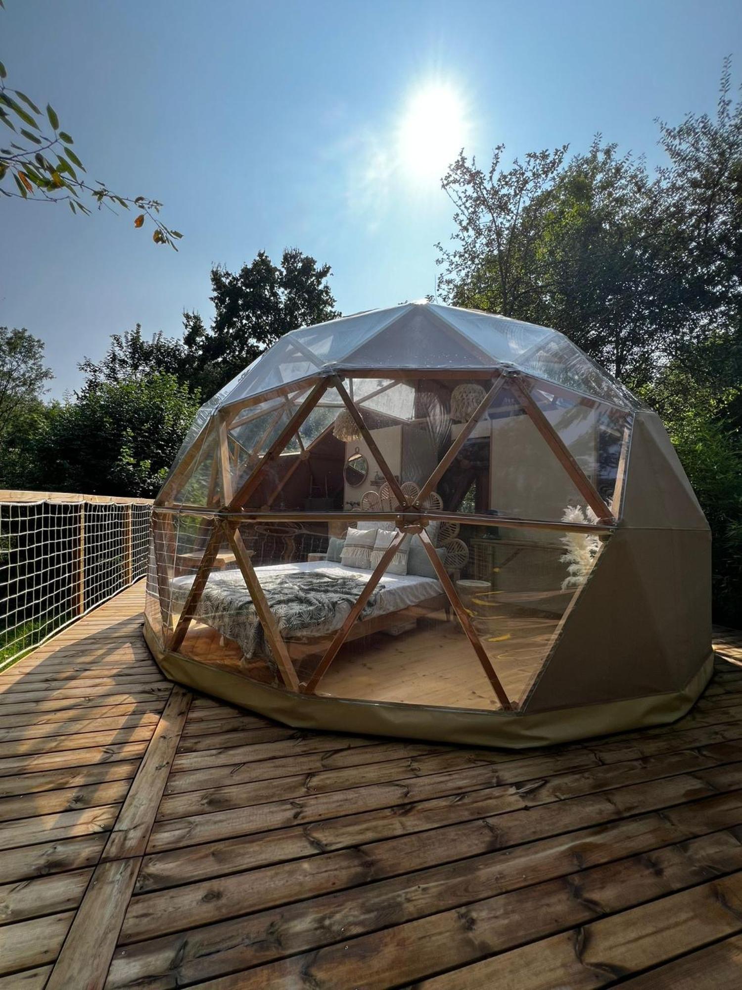Le Nid D'Eliyah, Suites Avec Jacuzzi 15Min Disneyland Paris Nanteuil-lès-Meaux Kültér fotó