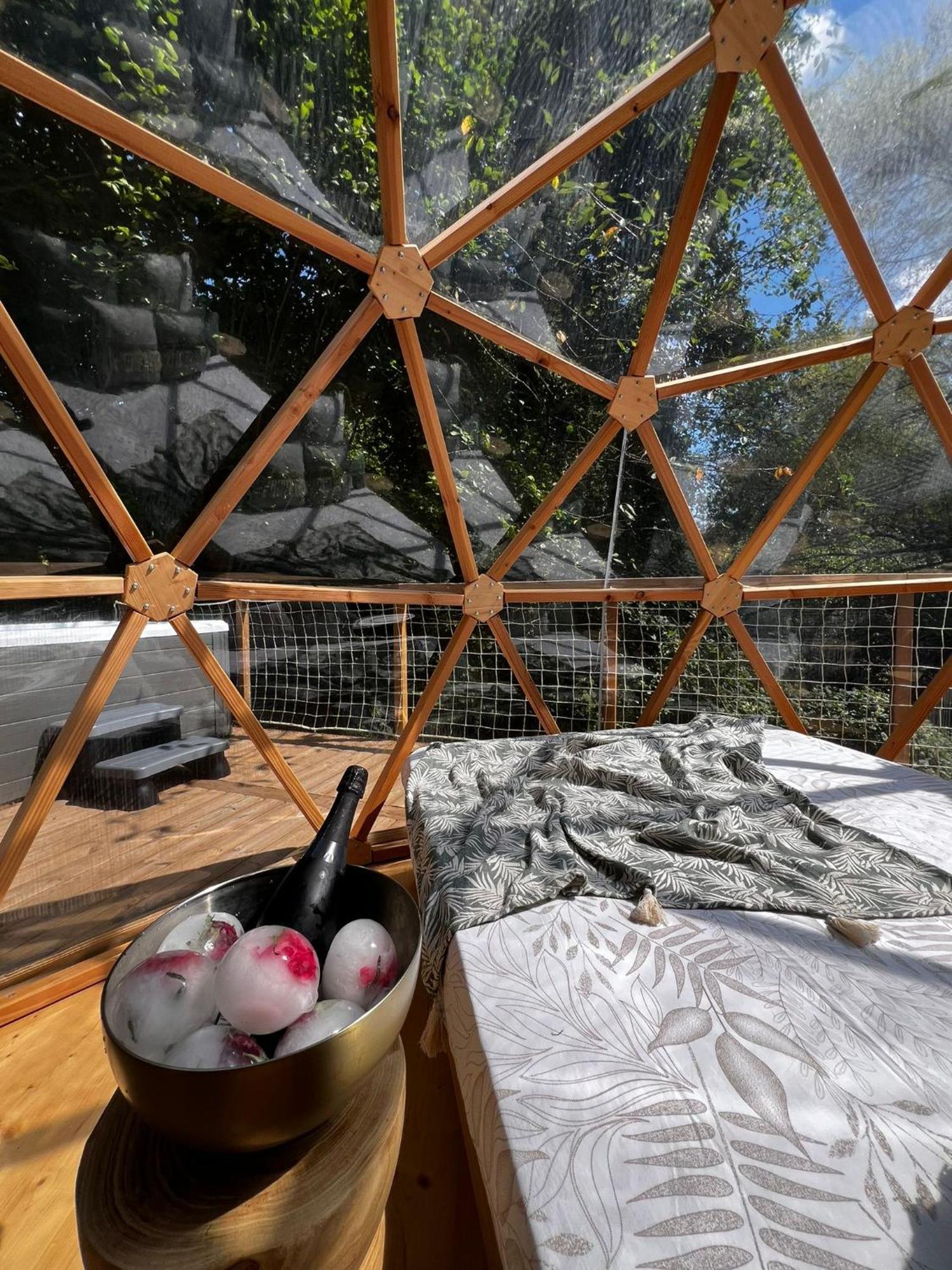 Le Nid D'Eliyah, Suites Avec Jacuzzi 15Min Disneyland Paris Nanteuil-lès-Meaux Kültér fotó