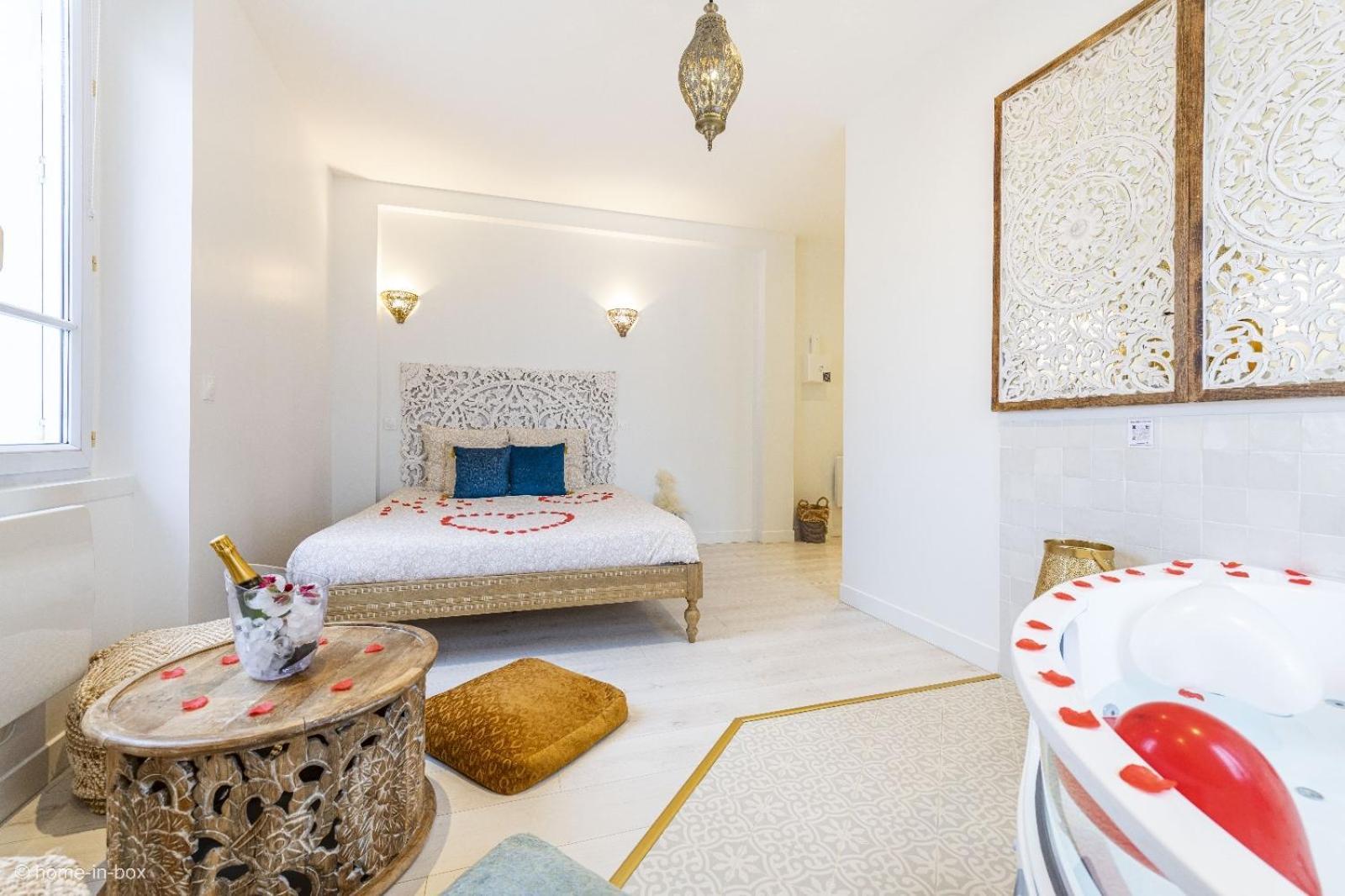 Le Nid D'Eliyah, Suites Avec Jacuzzi 15Min Disneyland Paris Nanteuil-lès-Meaux Kültér fotó
